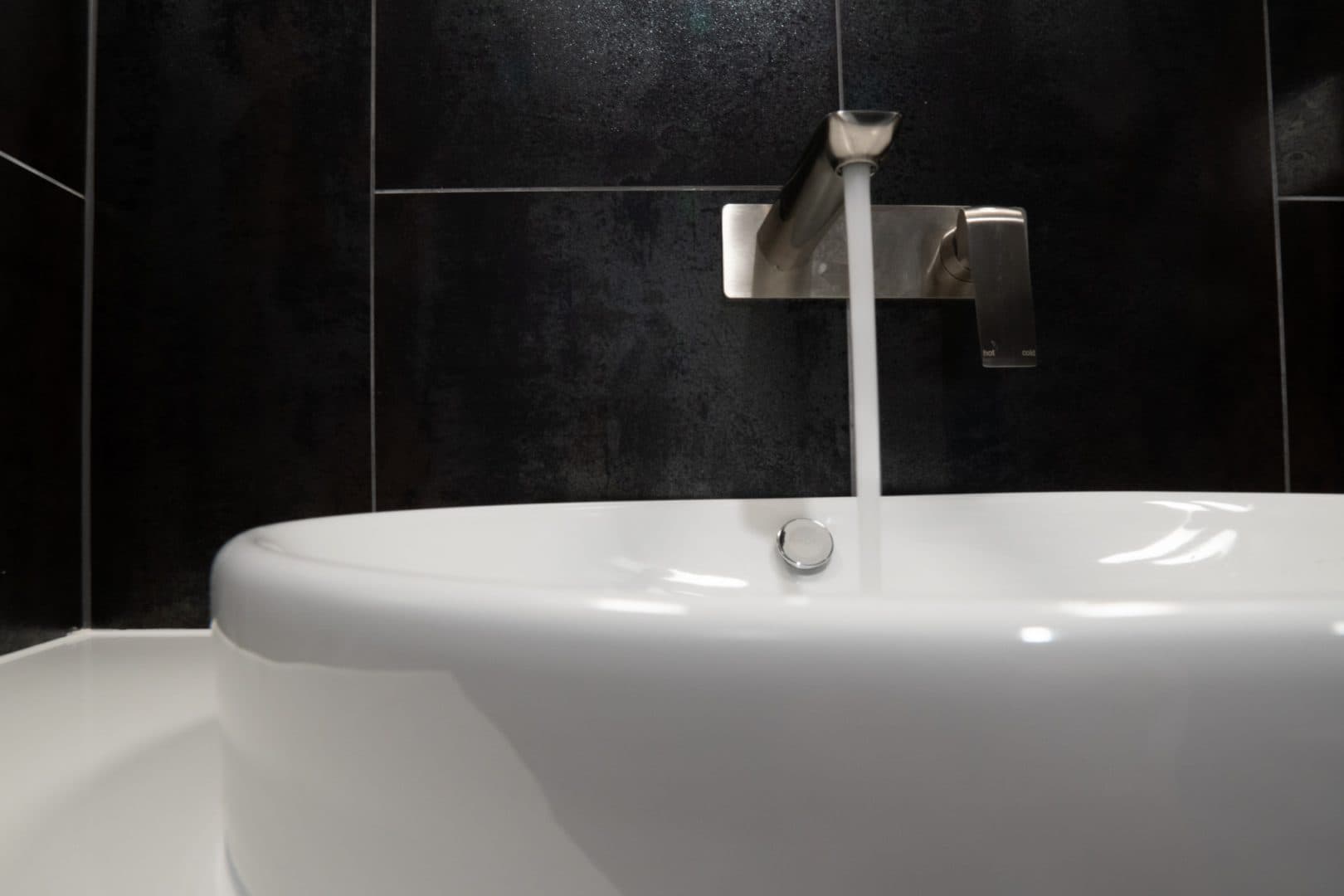 Main Bathroom, Conder