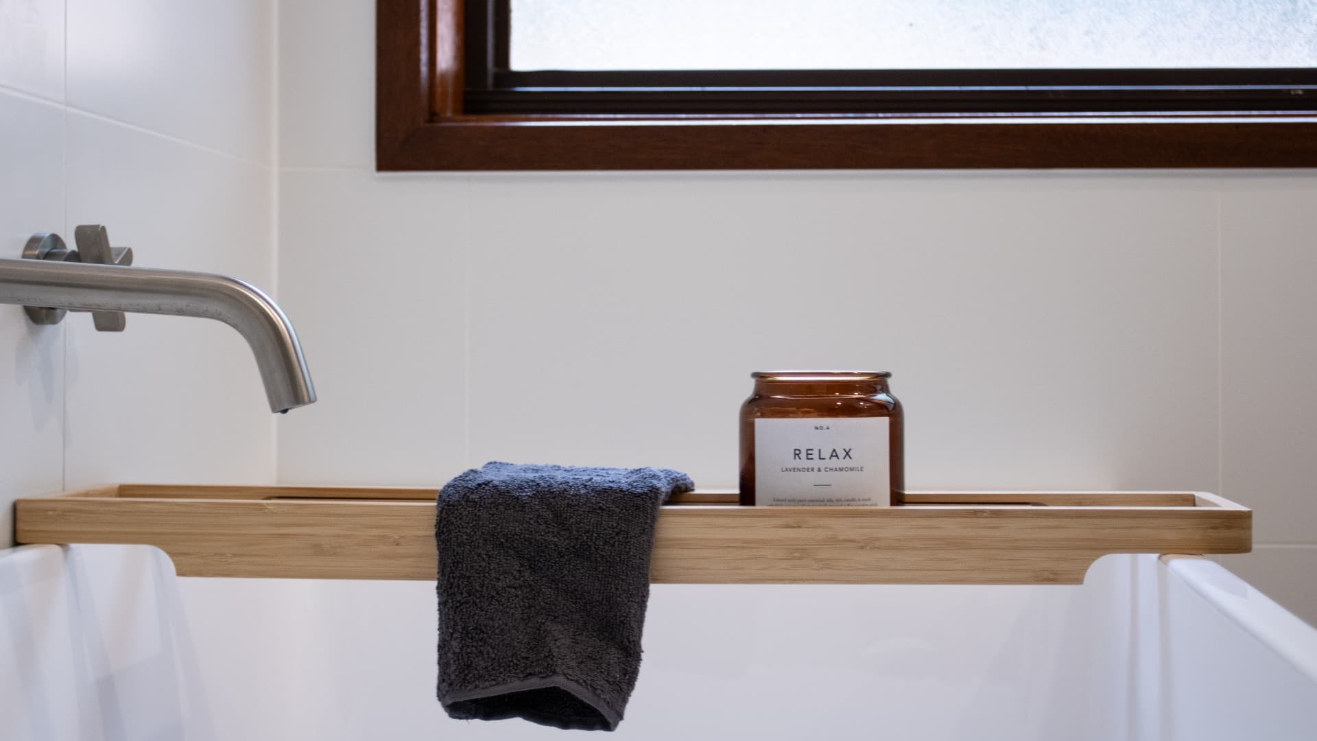 Bathroom, Florey