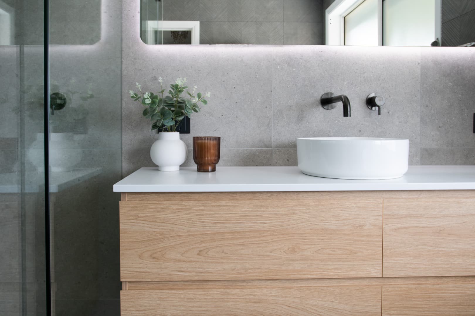Bathroom, Kambah