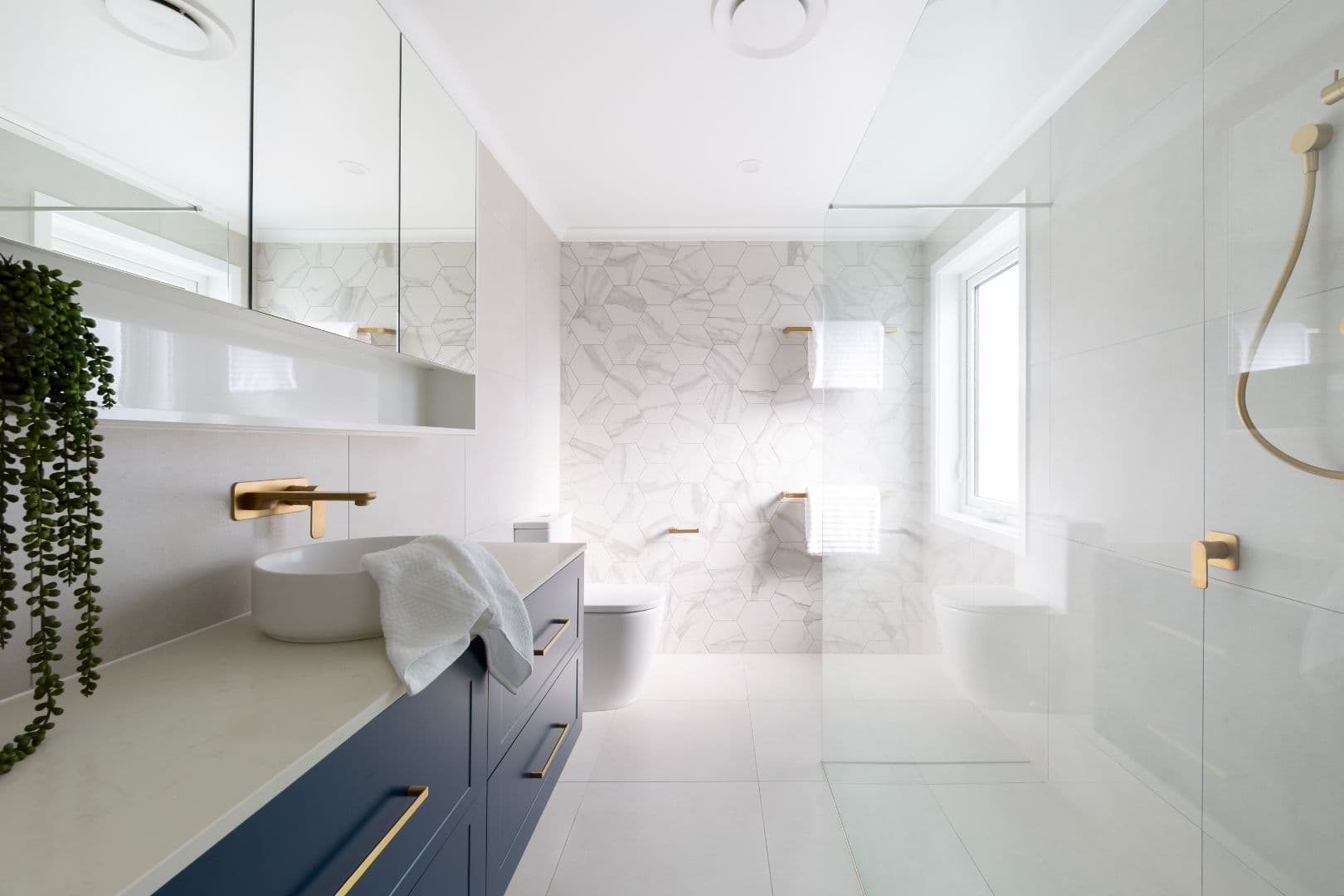 Bathroom & Ensuite, Bonython