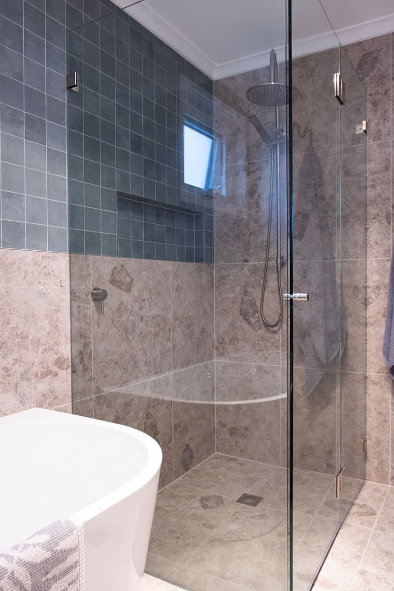 Bathroom, Kambah
